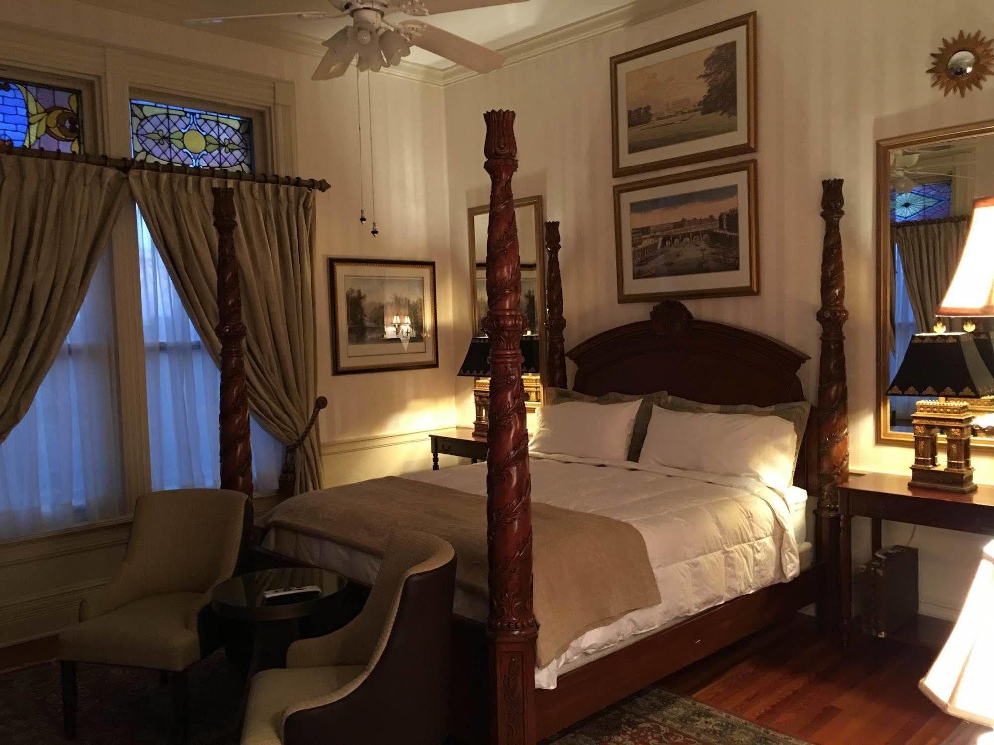 Bed and Breakfast Burke Mansion Мейкон Екстер'єр фото